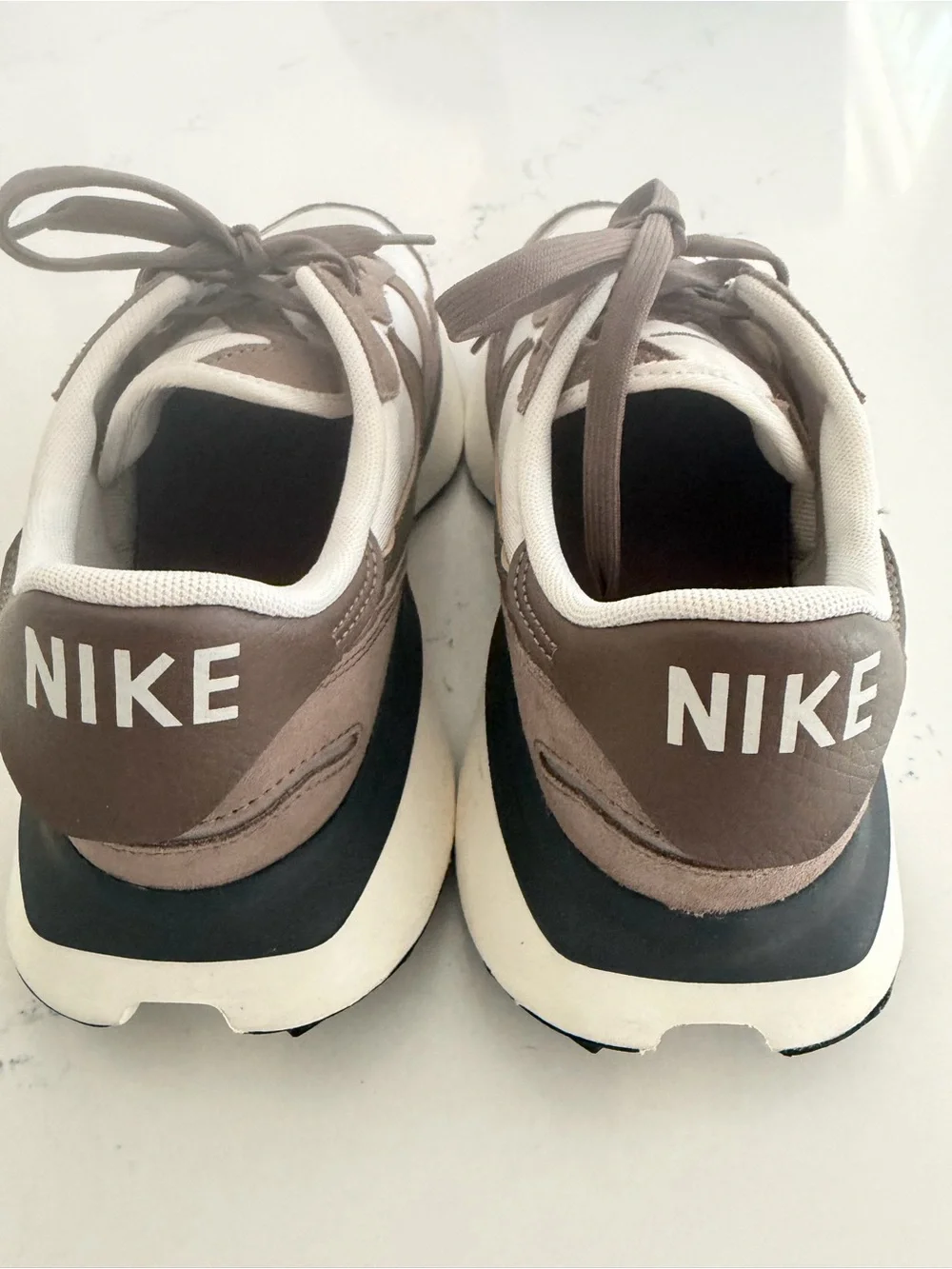 Nike Men’s Taupe and White Classic Runner
